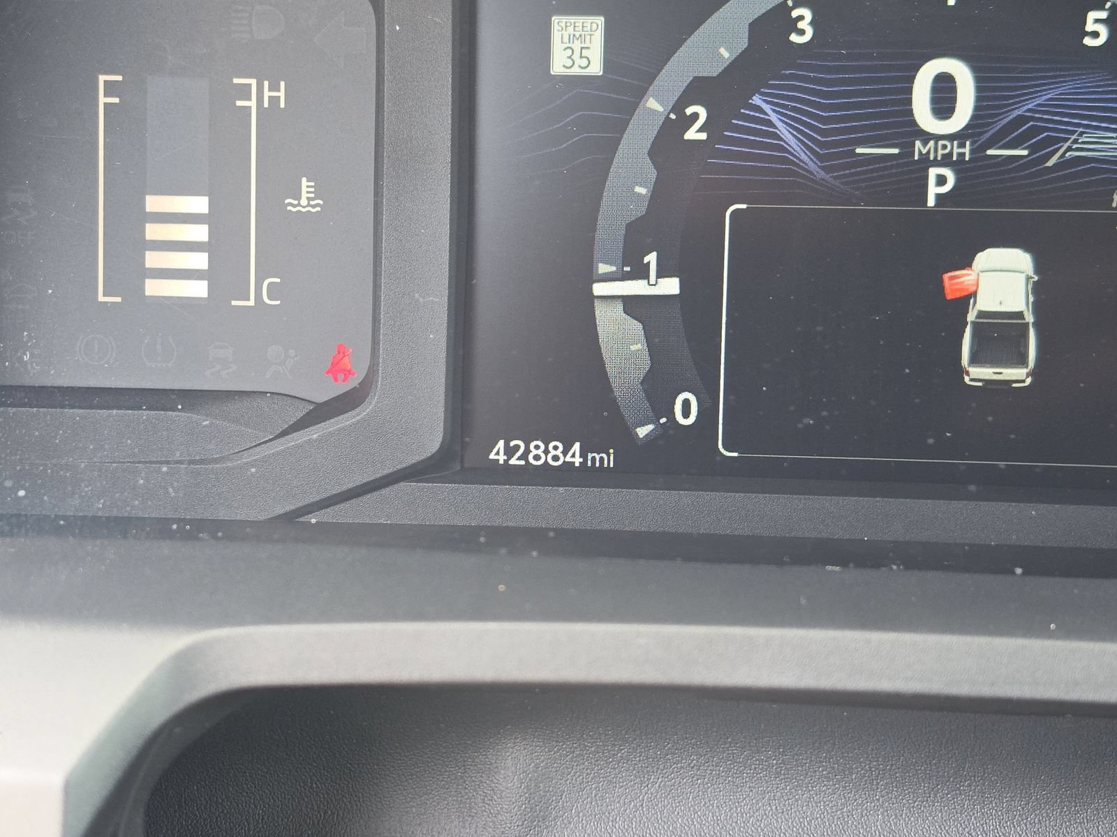 Used 2024 Toyota Tacoma SR5 RWD image 37