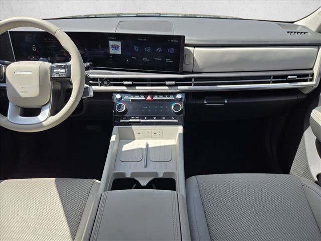 Used 2026 Hyundai Santa Fe SEL FWD image 15