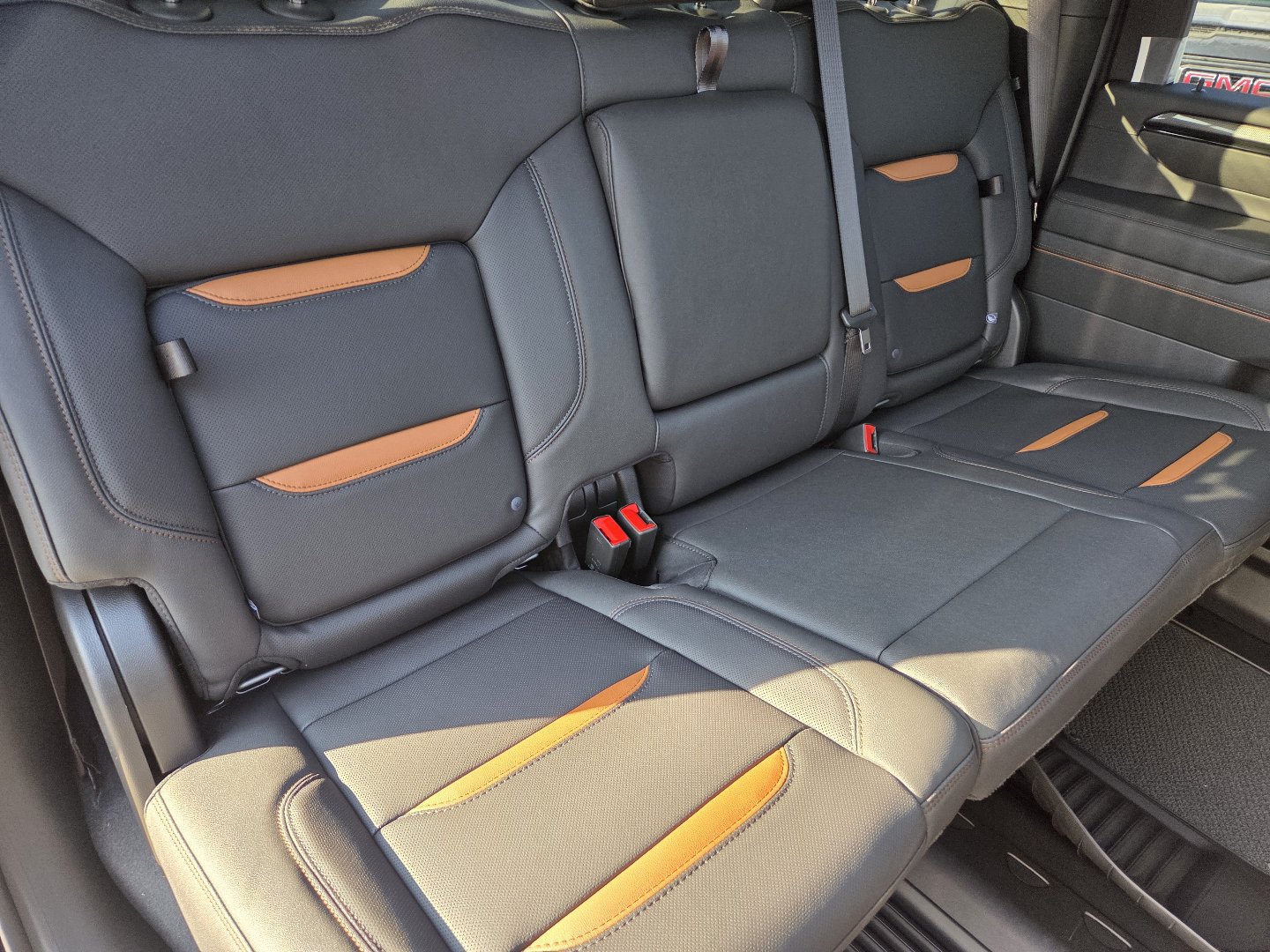 New 2026 GMC Sierra 2500 AT4 w/ AT4 Premium Plus Package AWD/4WD image 26