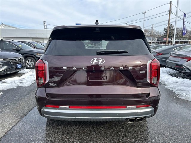 Used 2023 Hyundai Palisade Calligraphy image 4