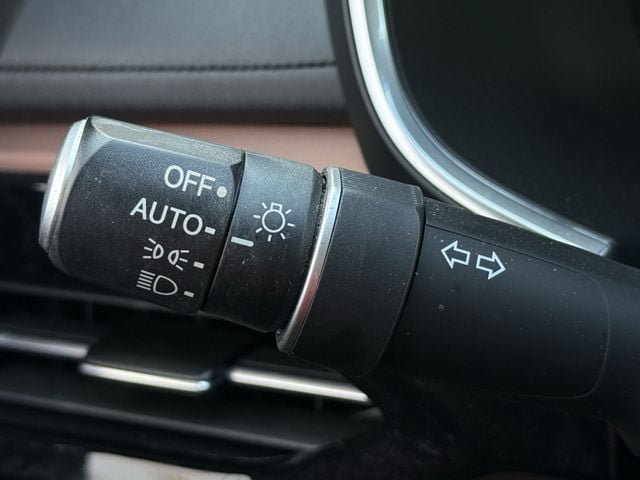 Certified 2026 Acura MDX w/ Technology Package FWD image 20
