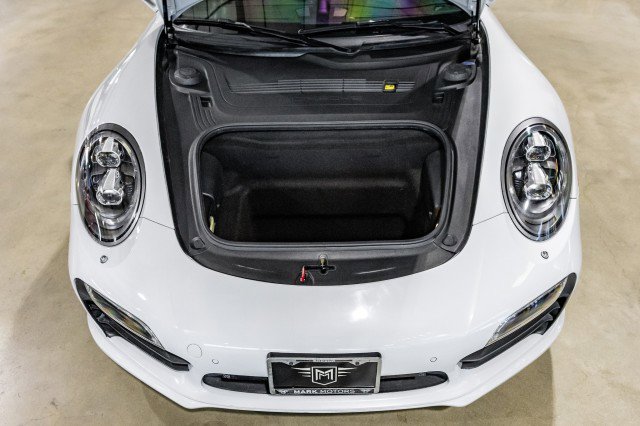 Used 2015 Porsche 911 Turbo S image 10