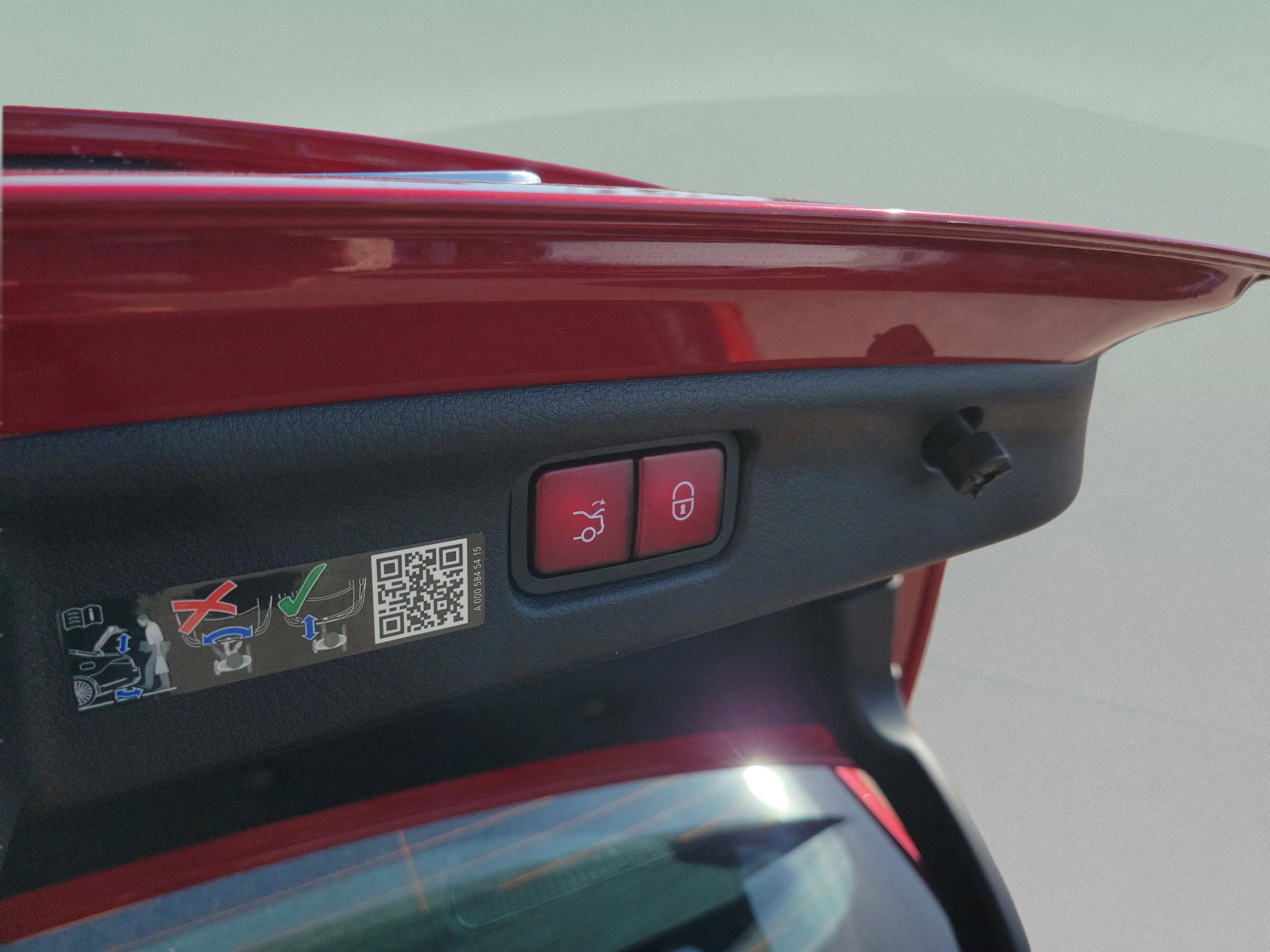 Certified 2024 Mercedes-Benz C 300 Sedan image 25