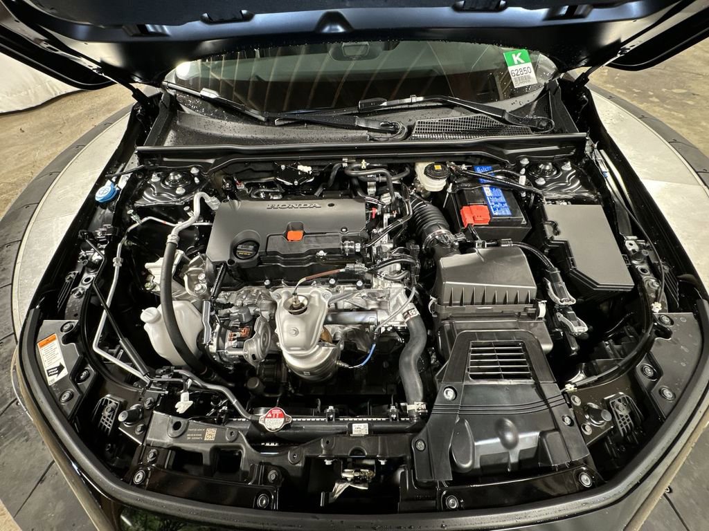 Used 2024 Honda Civic Sport image 32