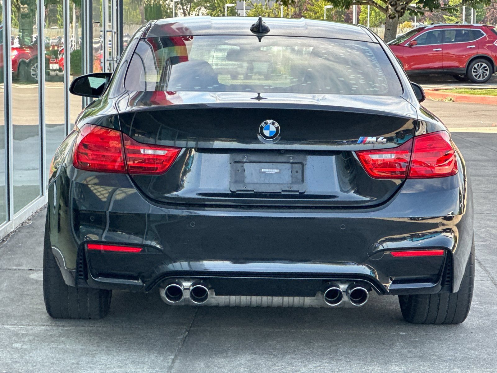 Used 2015 BMW M4 Coupe RWD image 4