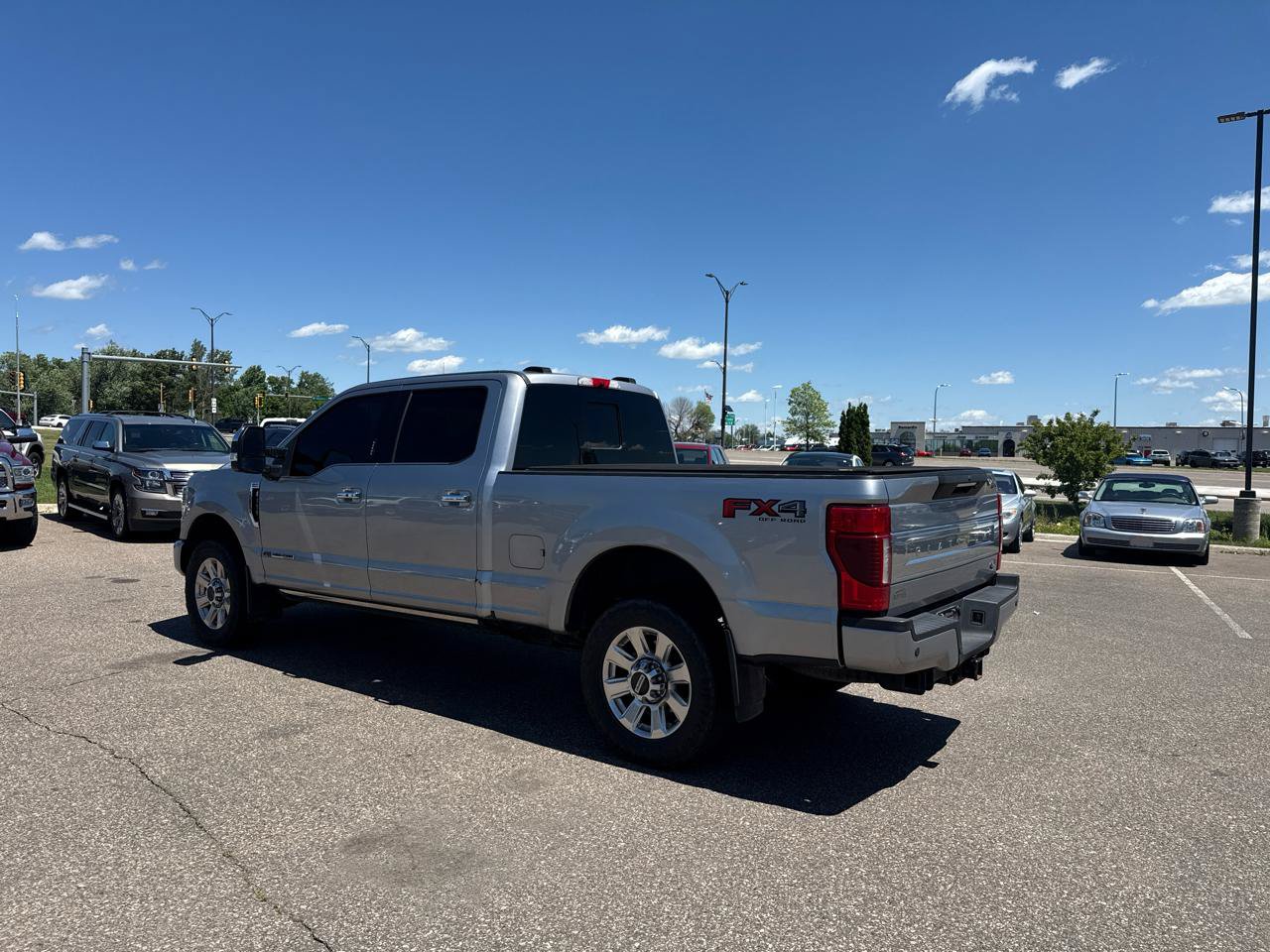 Used 2020 Ford F350 Platinum w/ FX4 Off-Road Package AWD/4WD image 3