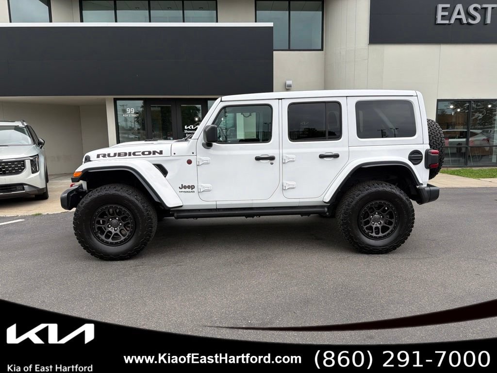 Used 2022 Jeep Wrangler Unlimited Rubicon w/ Xtreme Recon 35" Tire Package AWD/4WD image 2