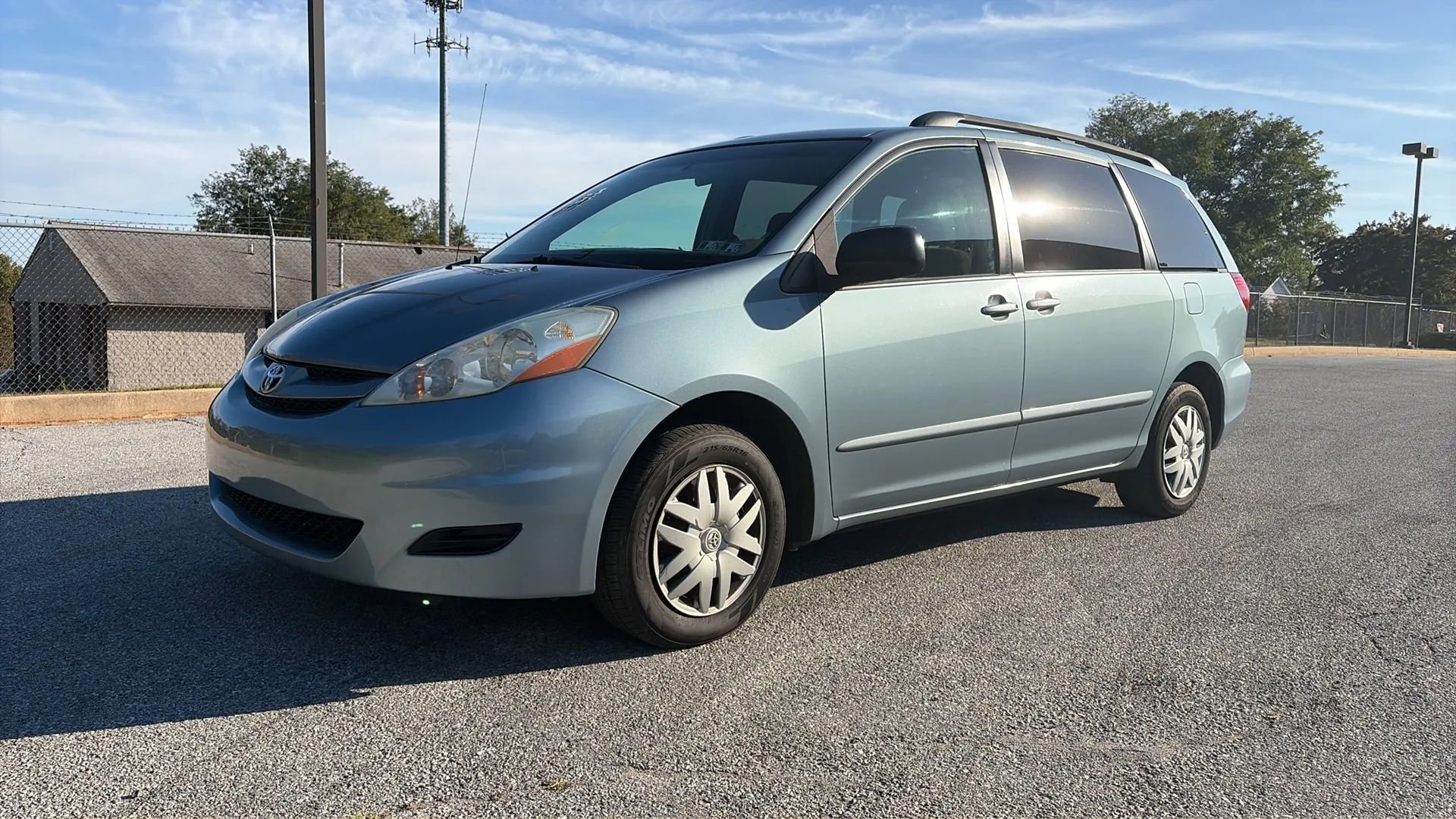 Used 2006 Toyota Sienna LE image 2