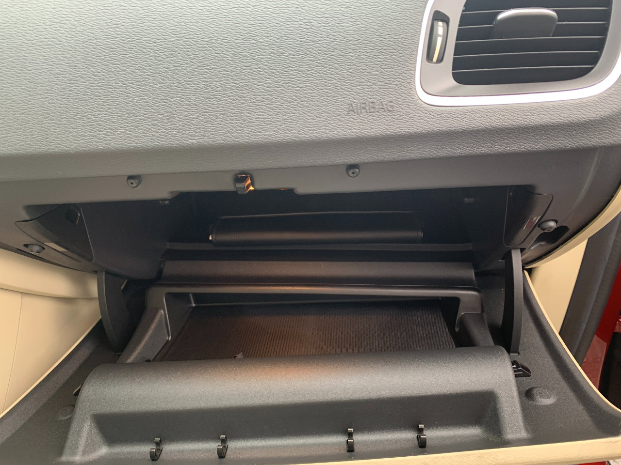 Used 2013 Volvo S60 T5 image 38