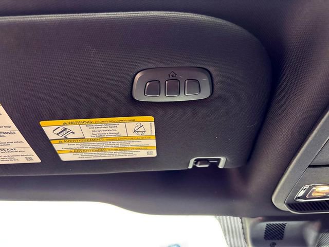 Used 2022 Ford F150 Lariat w/ Equipment Group 502A High image 33