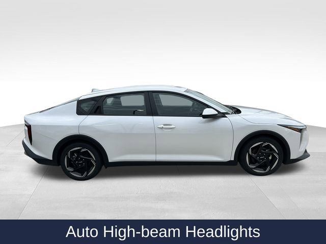 Used 2025 Kia K4 EX image 12