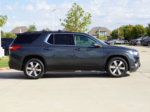 Used 2021 Chevrolet Traverse LT w/ LT Premium Package AWD/4WD image 15