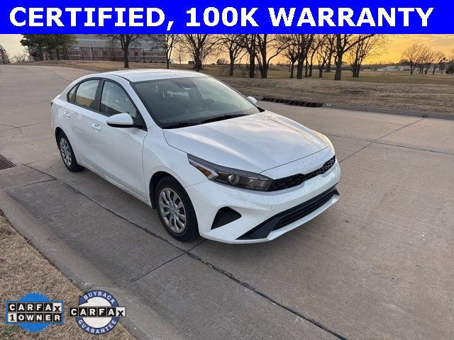 Used 2023 Kia Forte LX image 1