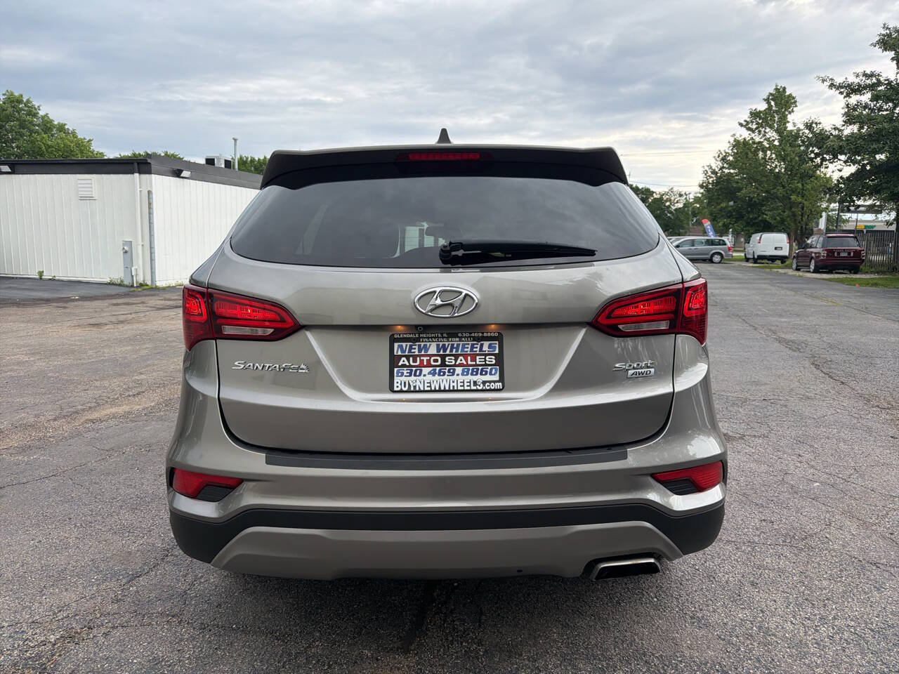 Used 2017 Hyundai Santa Fe Sport AWD/4WD image 5