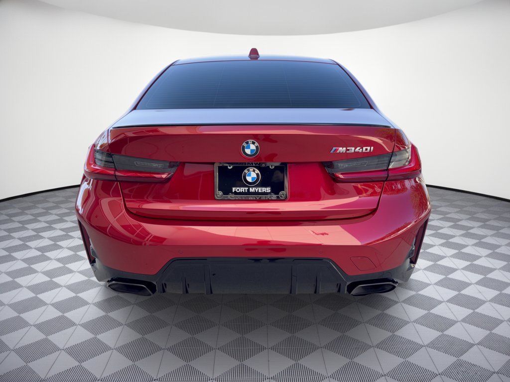 Used 2025 BMW M340i w/ Premium Package RWD image 11