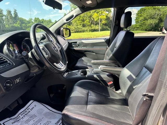 Used 2016 Dodge Grand Caravan R/T FWD image 15