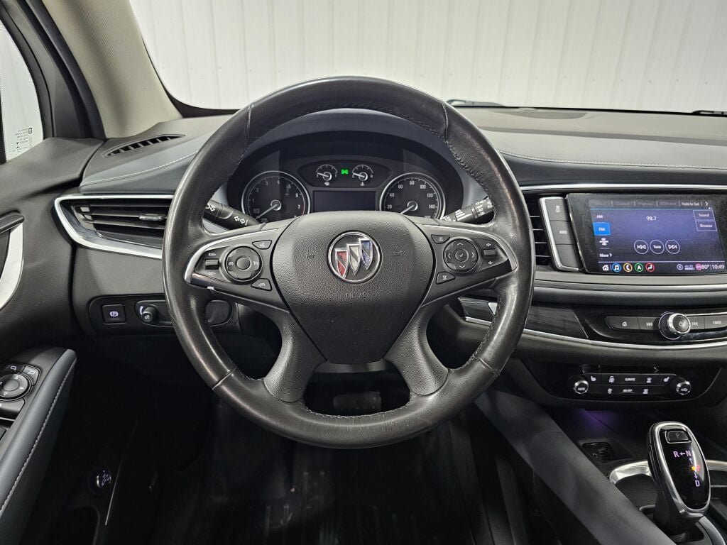Used 2020 Buick Enclave Essence w/ Sound and Sites Package AWD/4WD image 14