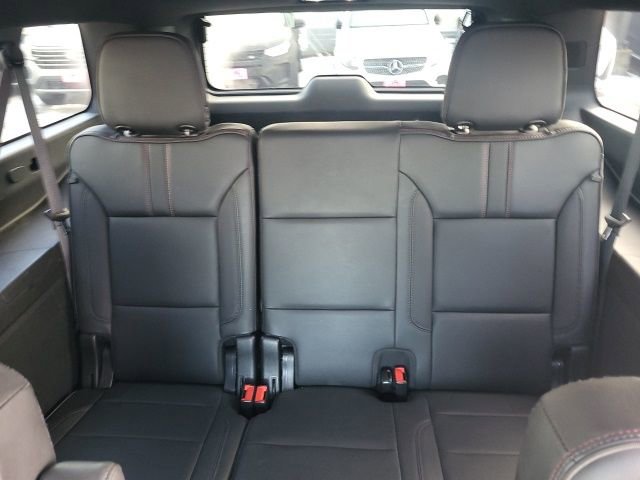 Used 2021 Chevrolet Suburban RST w/ Luxury Package image 22