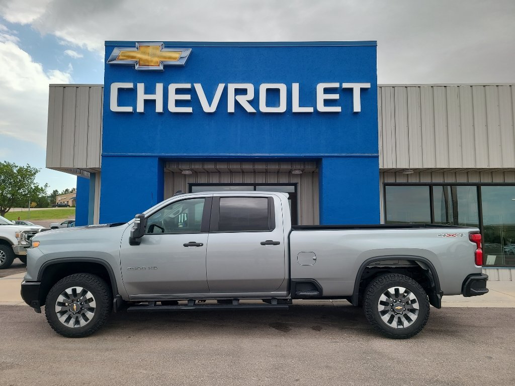 Used 2024 Chevrolet Silverado 2500 Custom w/ Custom Value Package AWD/4WD video 1