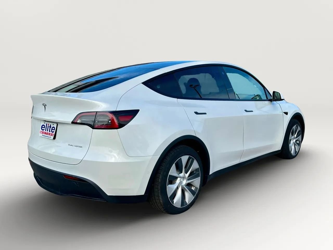 Used 2021 Tesla Model Y Long Range image 7
