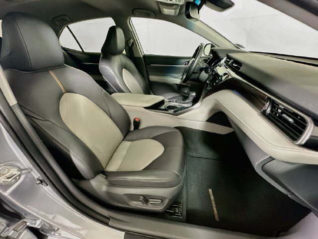 Certified 2020 Toyota Camry XLE FWD image 26
