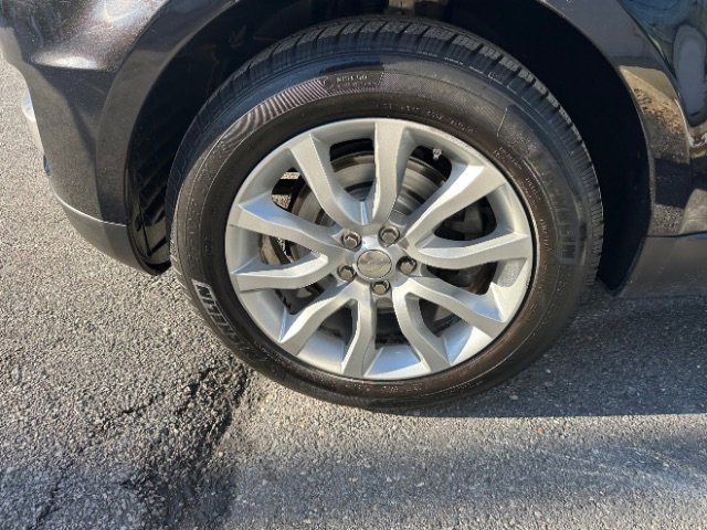 Used 2015 Land Rover Range Rover Sport HSE image 11