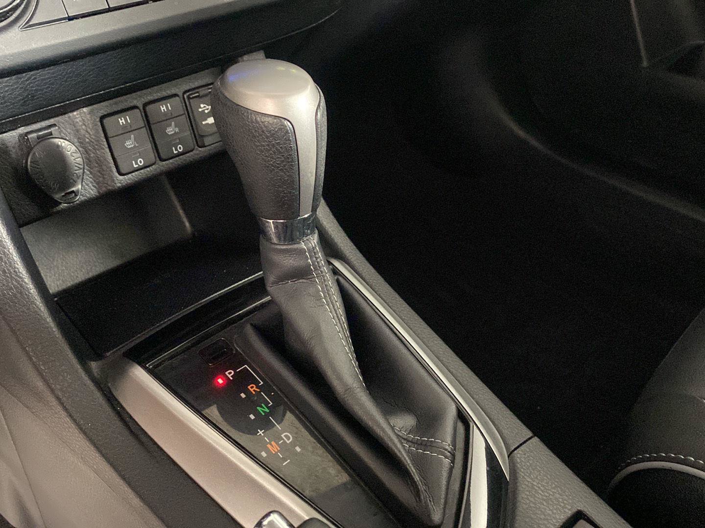 Used 2016 Toyota Corolla S Premium FWD image 17