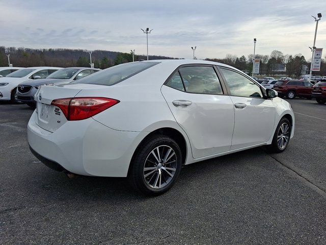 Used 2018 Toyota Corolla LE w/ LE Premium Package w/Moonroof image 8