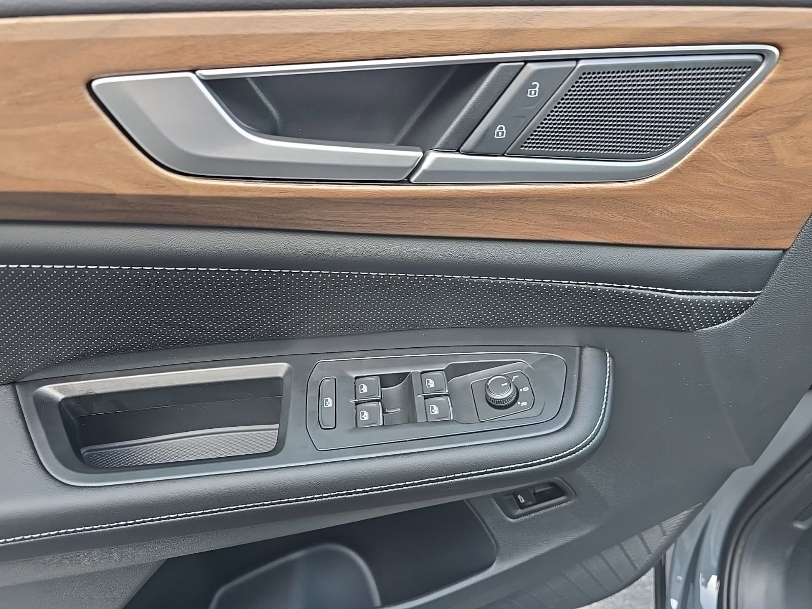 New 2026 Volkswagen Atlas SE AWD/4WD image 16