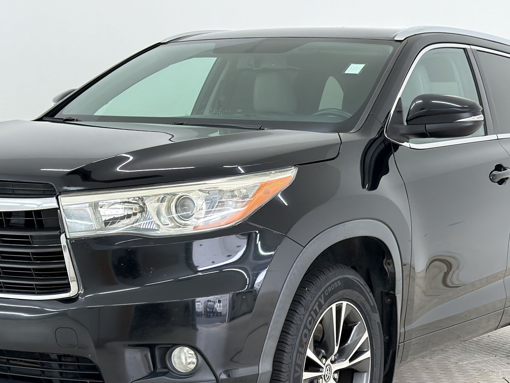 Used 2016 Toyota Highlander XLE AWD/4WD image 23