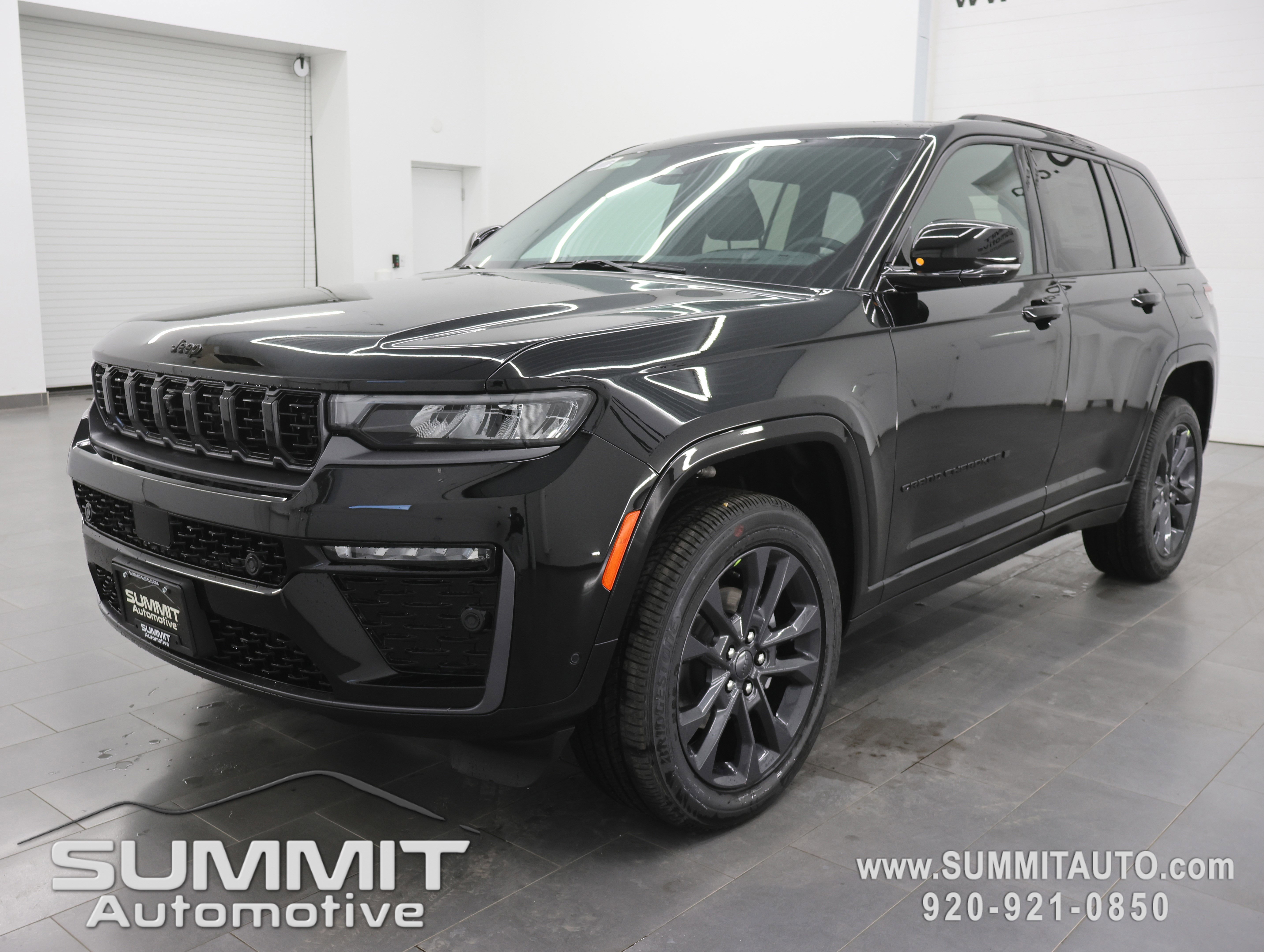 New 2026 Jeep Grand Cherokee Limited Reserve image 7