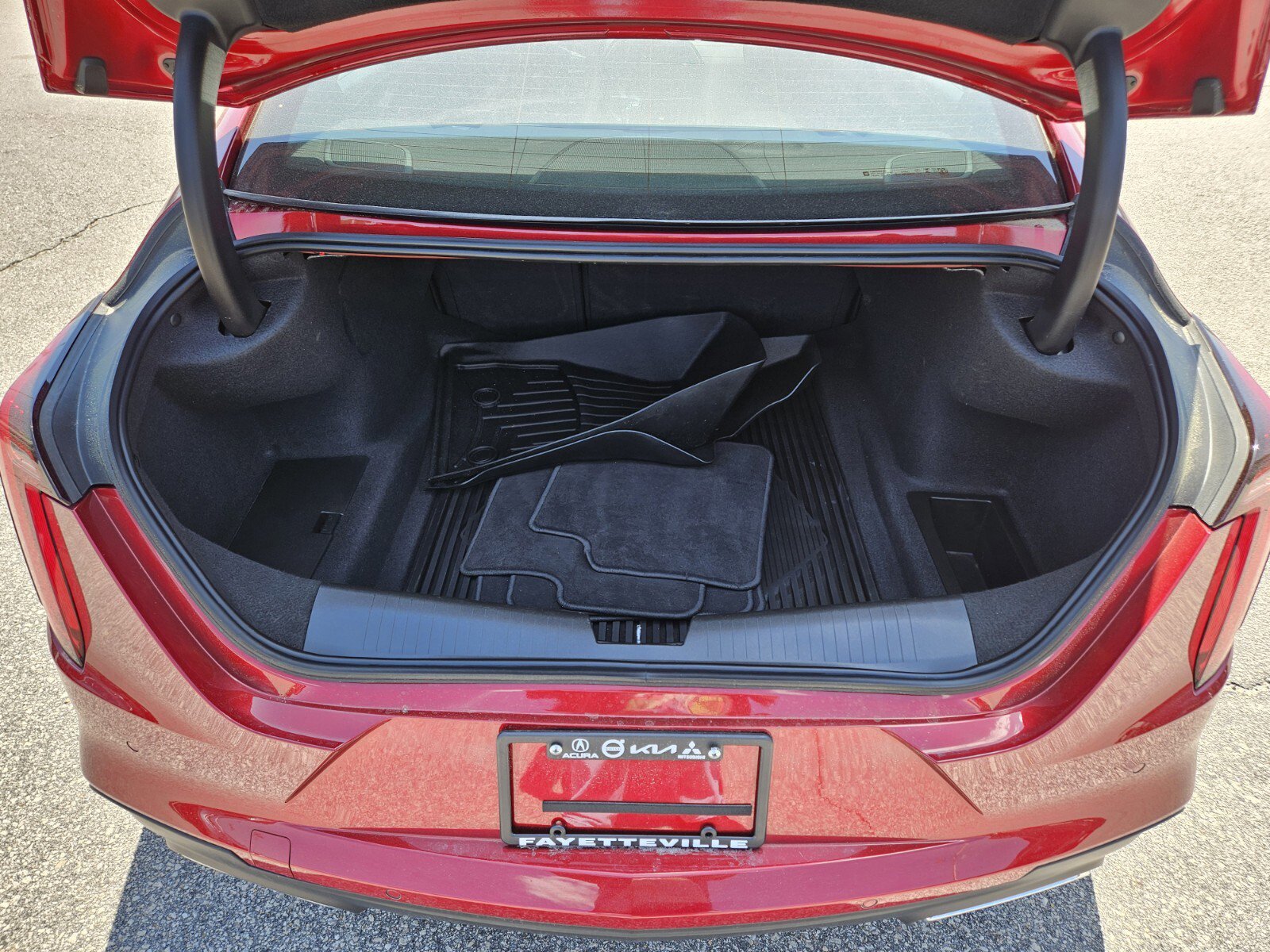 Used 2023 Cadillac CT4 Luxury w/ Sun And Sound Package RWD image 18