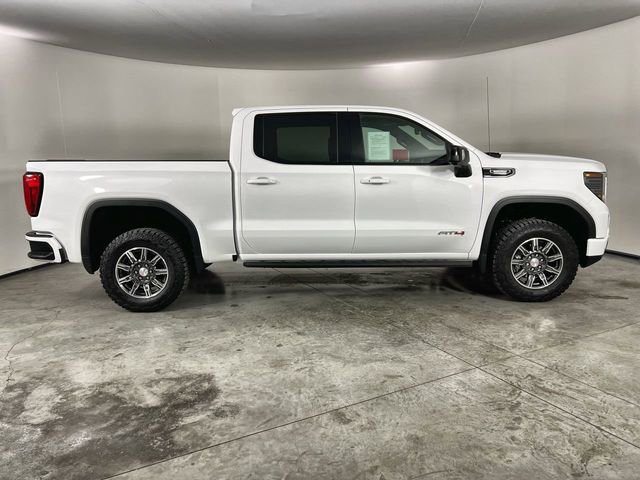 Used 2025 GMC Sierra 1500 AT4 w/ AT4 Premium Package image 9