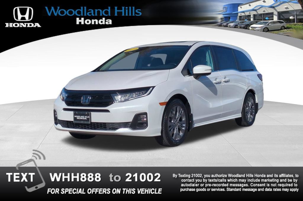 Used 2025 Honda Odyssey Touring image 1