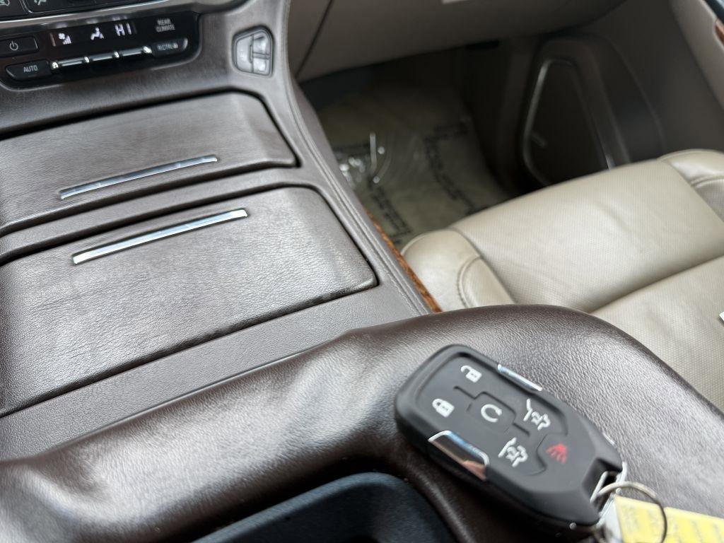 Used 2015 Chevrolet Suburban LTZ image 50