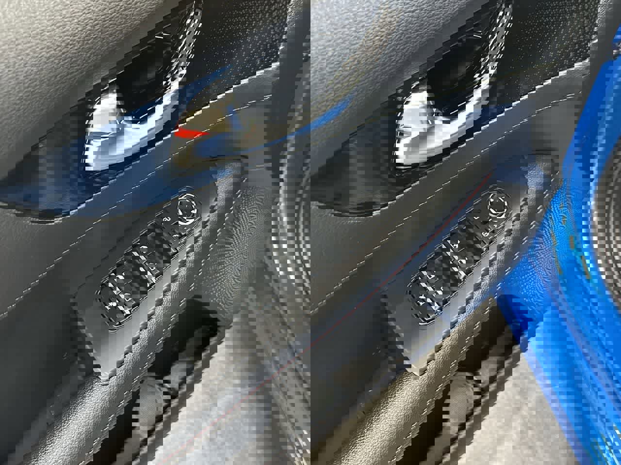 Used 2023 Kia Forte GT image 13