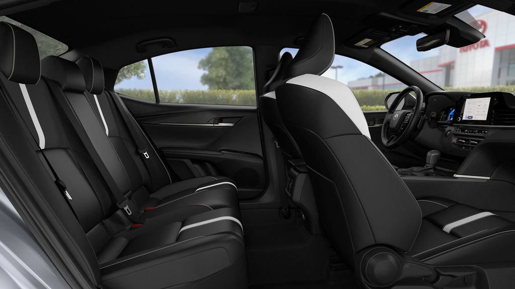 New 2026 Toyota Camry SE AWD/4WD image 2