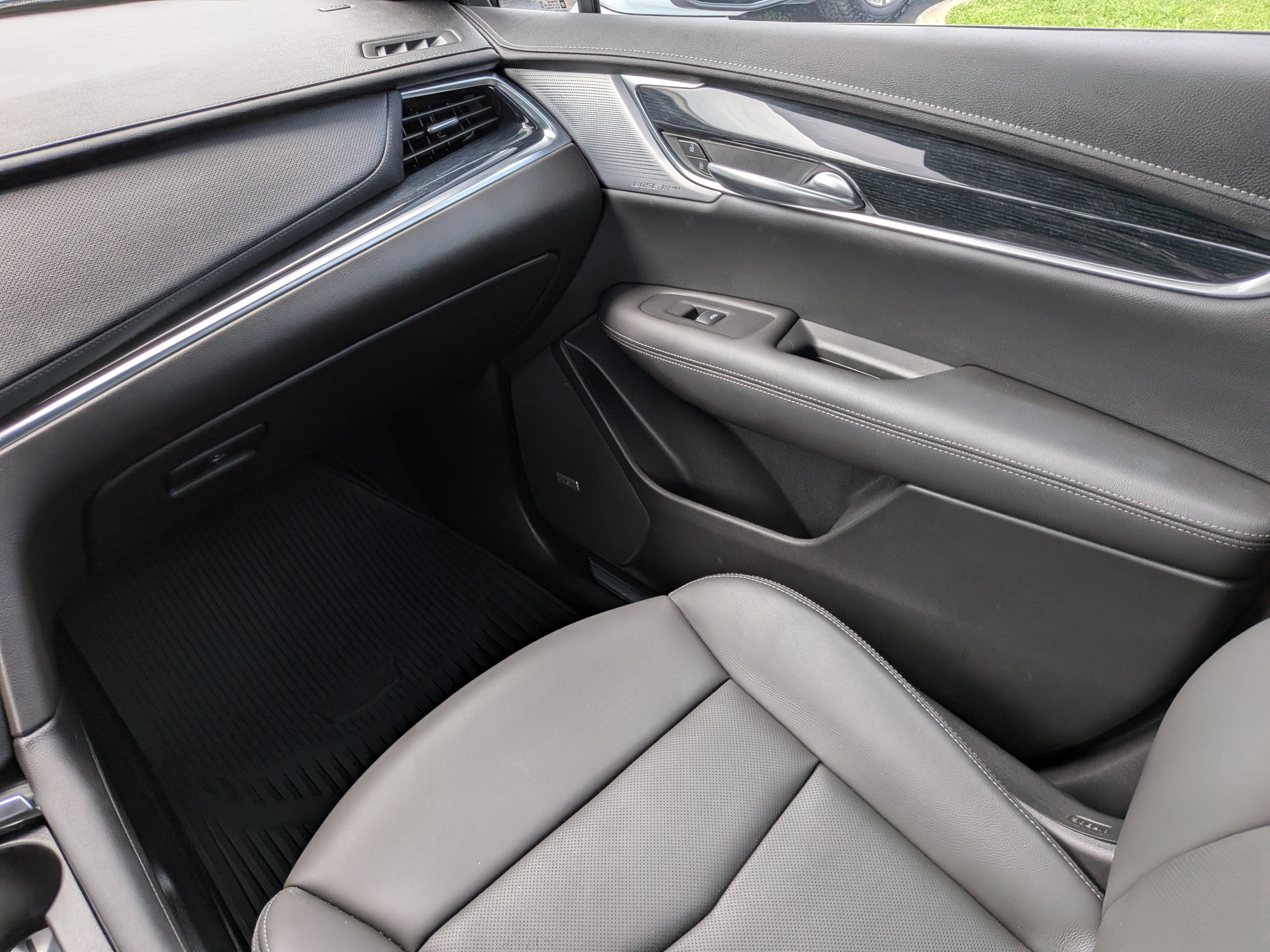 Certified 2024 Cadillac XT5 Premium Luxury FWD image 15