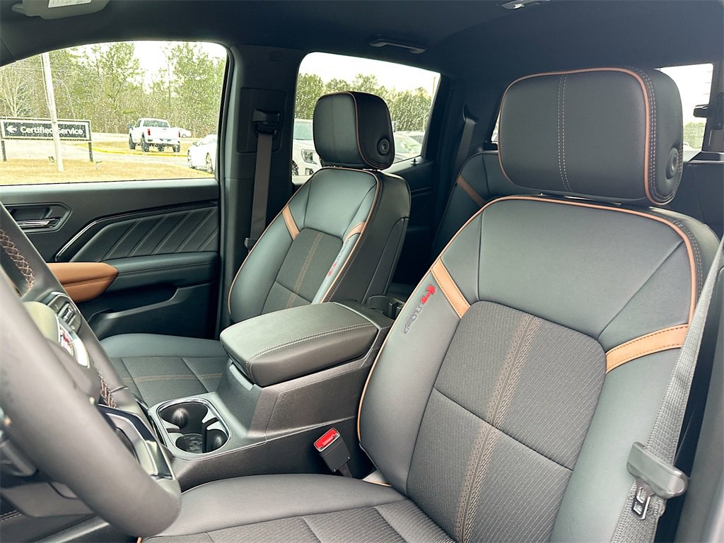 New 2026 GMC Canyon AT4 image 8