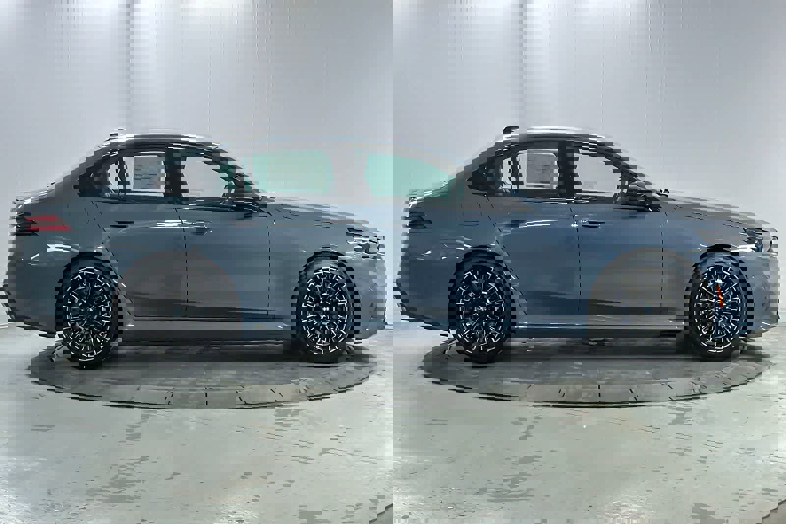 New 2026 BMW M5 w/ Executive Package image 8