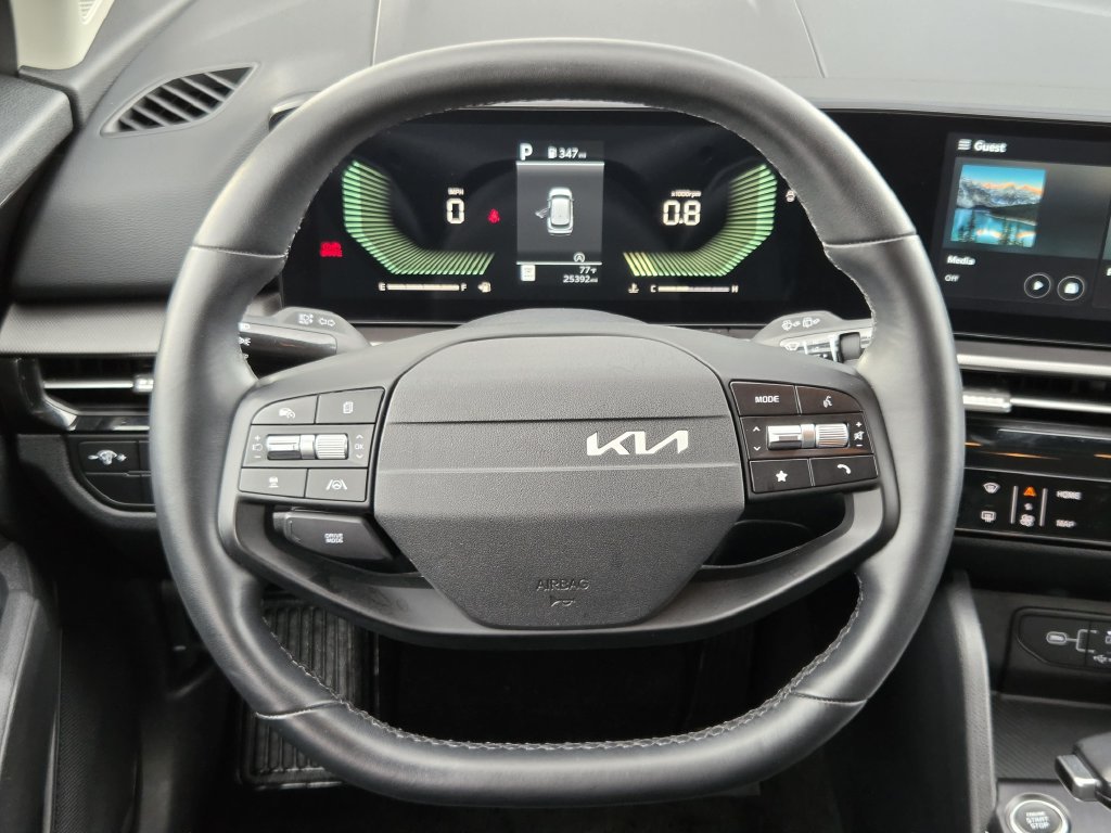 Used 2026 Kia Sportage LX FWD image 14