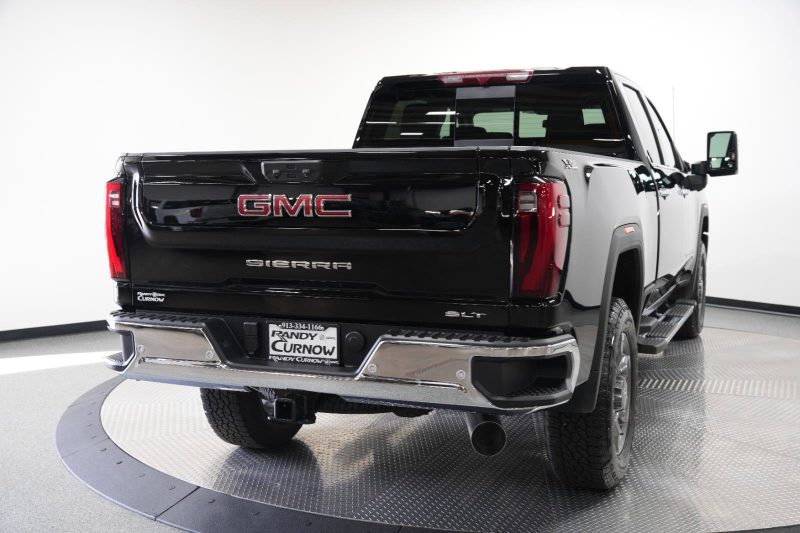 New 2025 GMC Sierra 2500 SLT w/ SLT Premium Package image 8