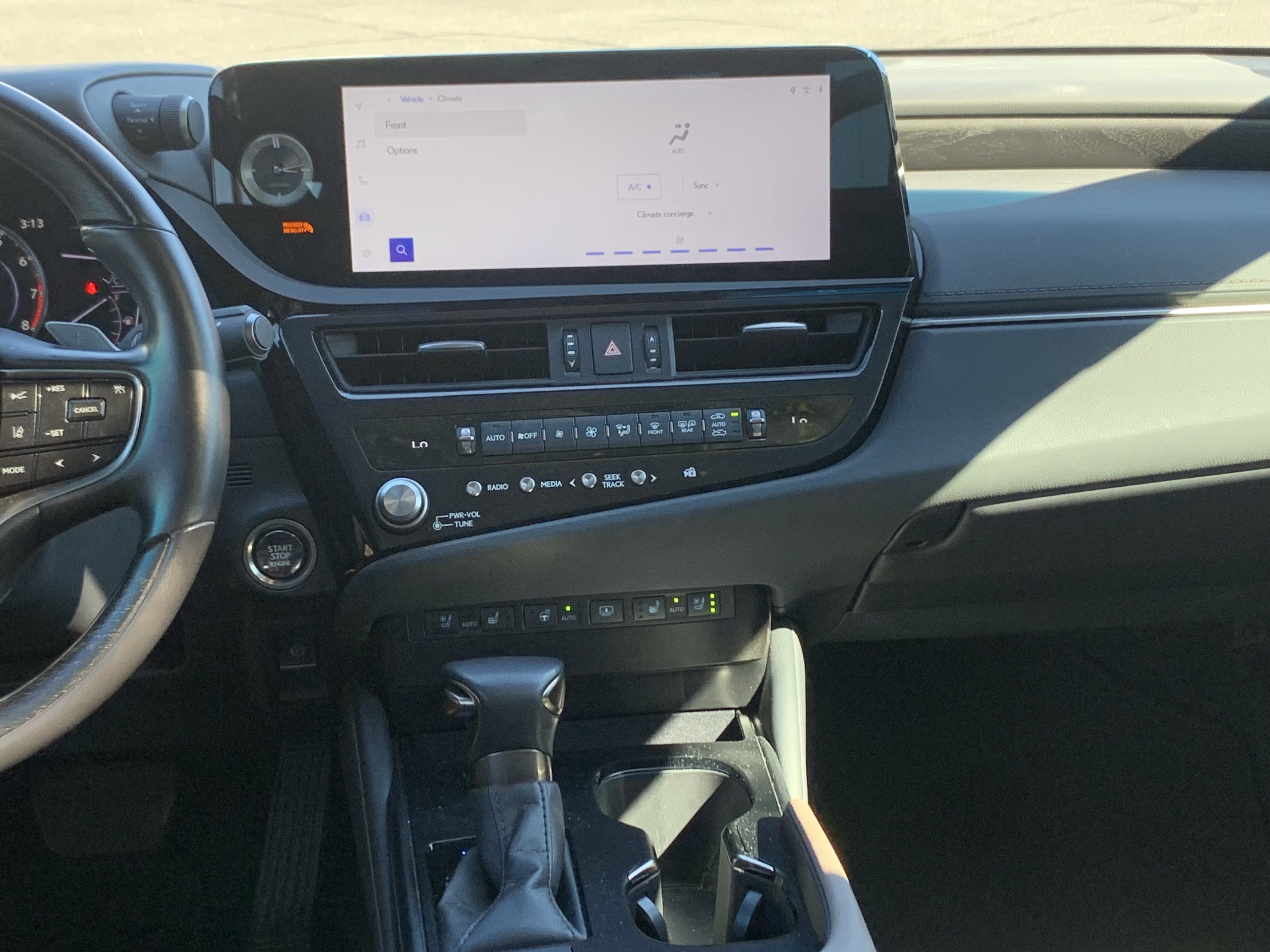 Used 2025 Lexus ES 350 Ultra Luxury FWD image 31