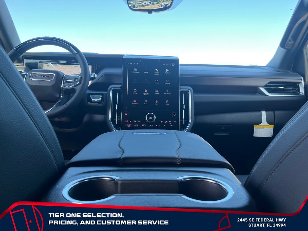 New 2026 GMC Yukon Denali w/ Denali Reserve Package AWD/4WD image 16