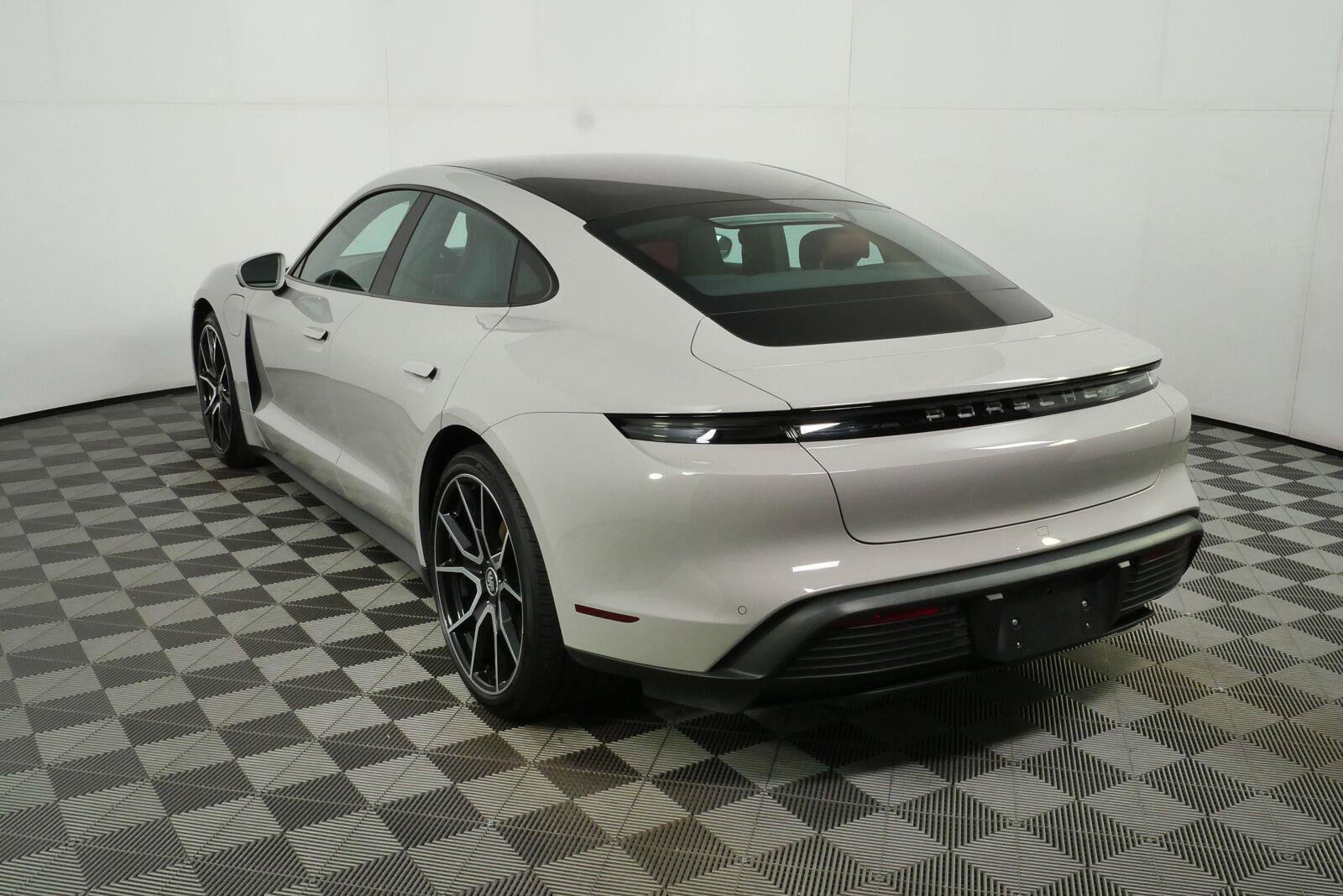 Certified 2024 Porsche Taycan RWD image 3