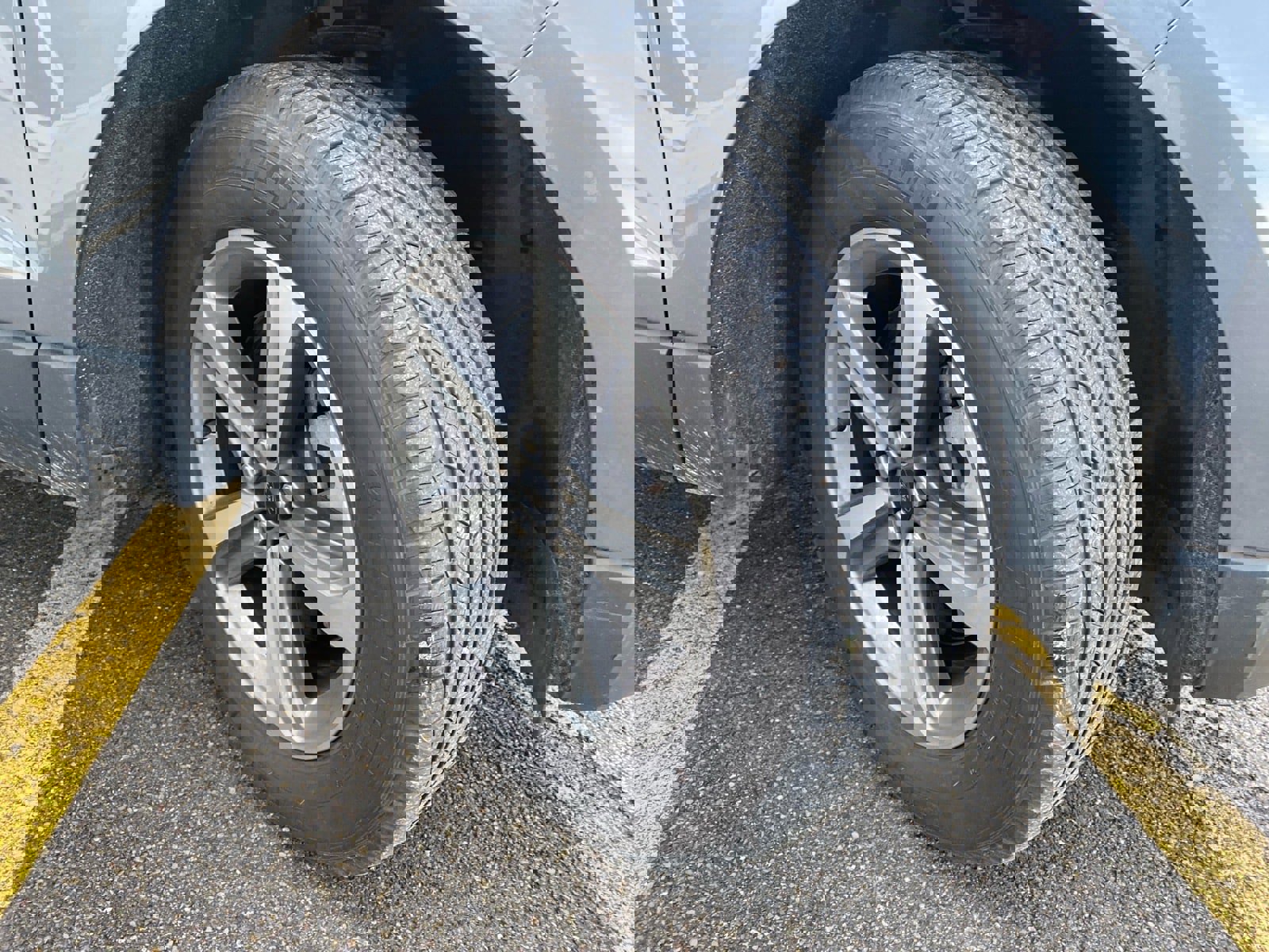 Used 2024 Ford Edge SEL w/ Convenience Package image 27