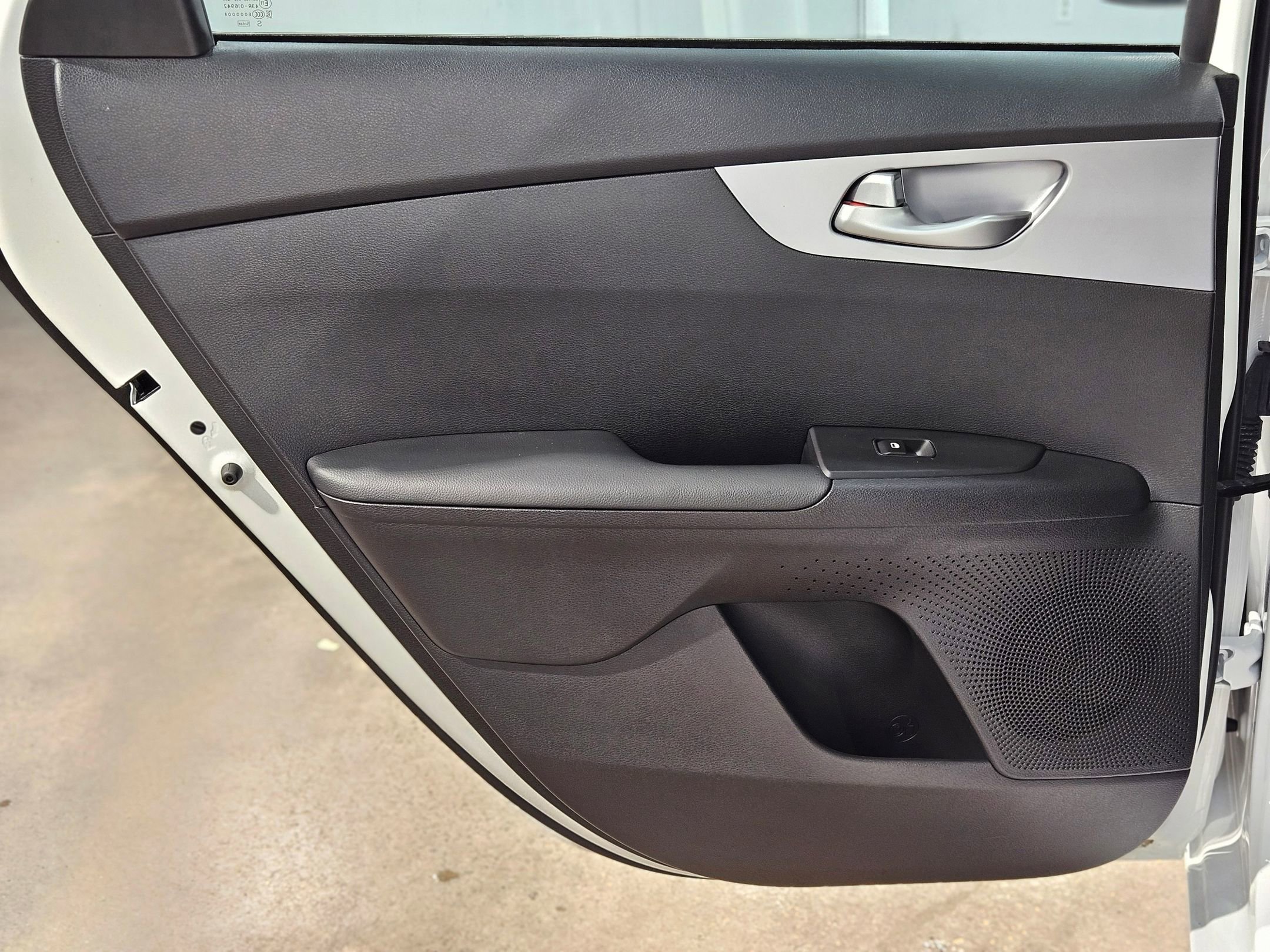 Used 2024 Kia Forte LXS w/ LXS Technology Package image 33