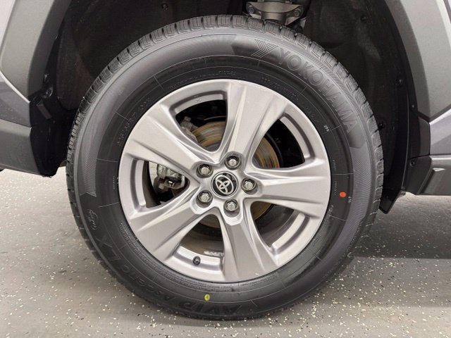 Certified 2025 Toyota RAV4 XLE AWD/4WD image 21