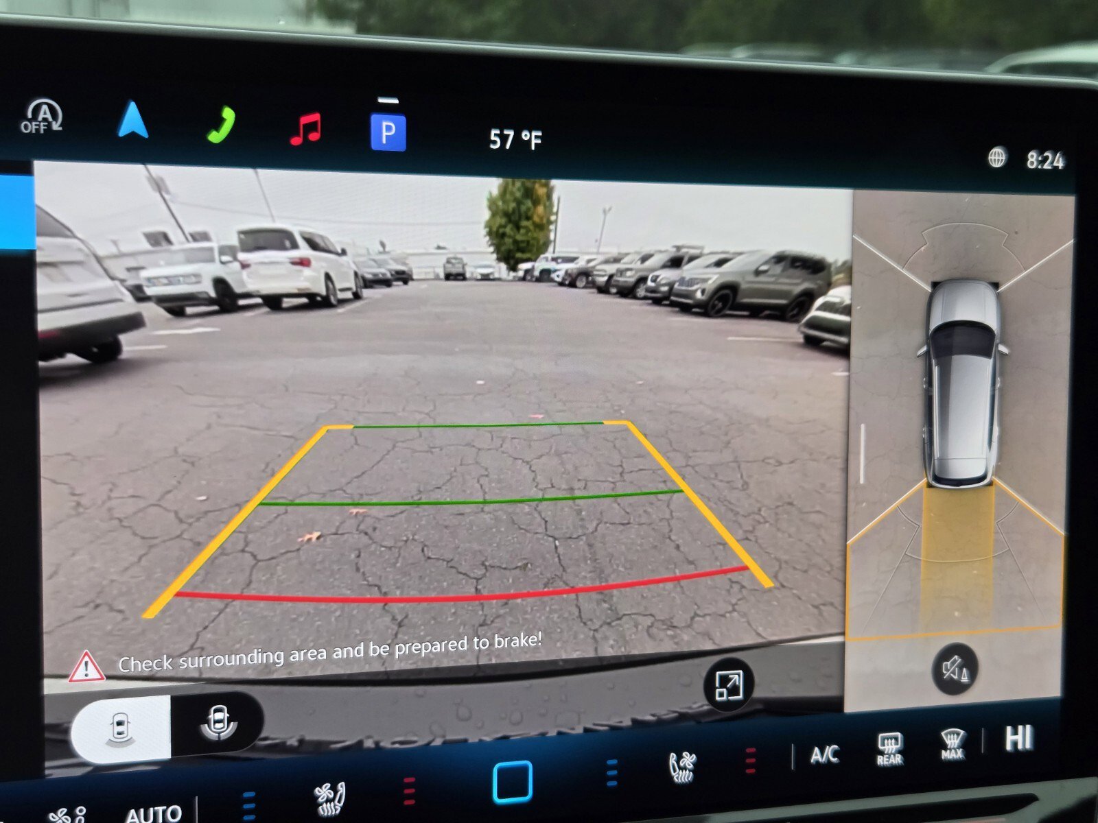 New 2026 Volkswagen Tiguan SEL R-Line image 18