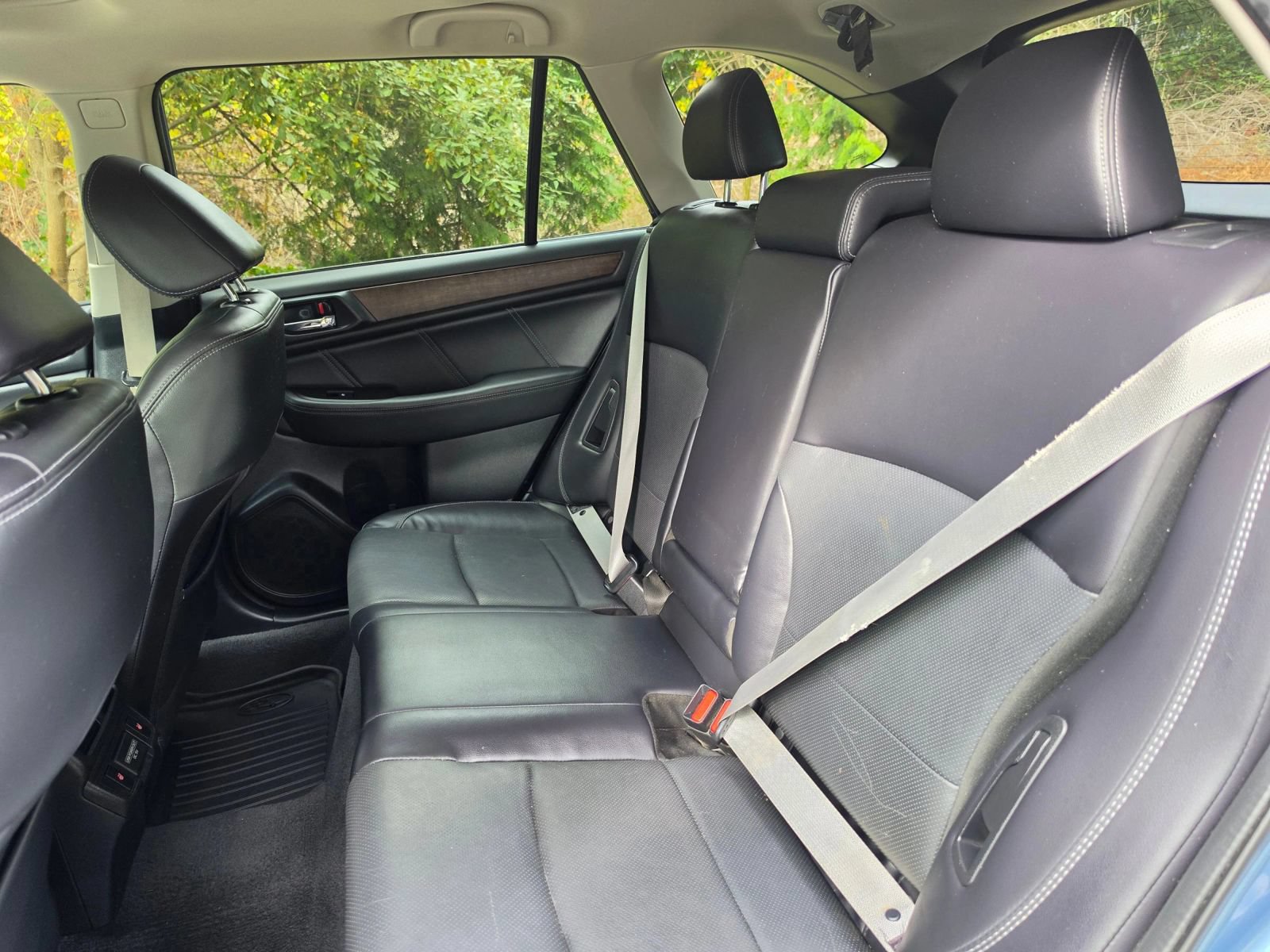 Used 2018 Subaru Outback 2.5i Limited AWD/4WD image 16